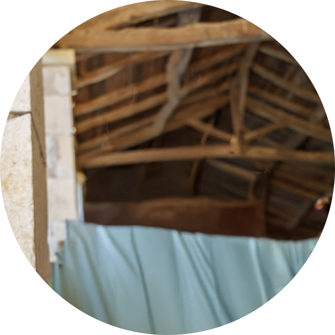 Aude, officiante de cérémonie laïque dans la région de Toulouse en Occitanie