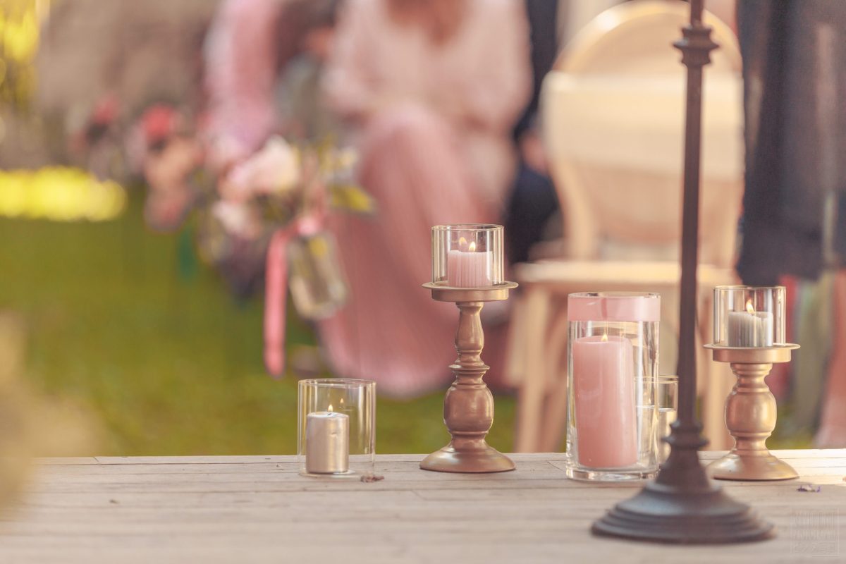 decoration-ceremonie-laique-theme-bougie-005 Décoration lors d'une cérémonie laïque, à Toulouse en Occitanie lors du rituel des bougies